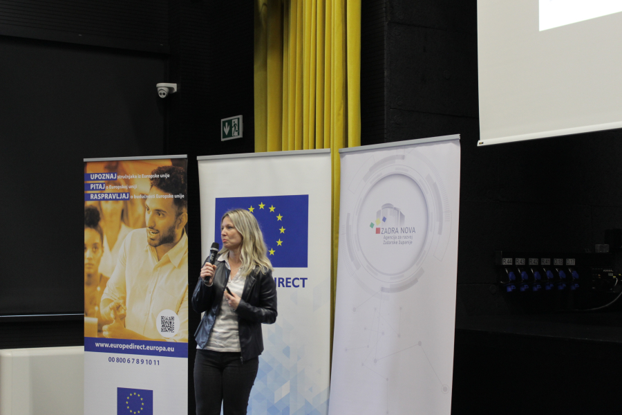 Održana radionica o zamkama prilikom online kupovine i uvođenju eura